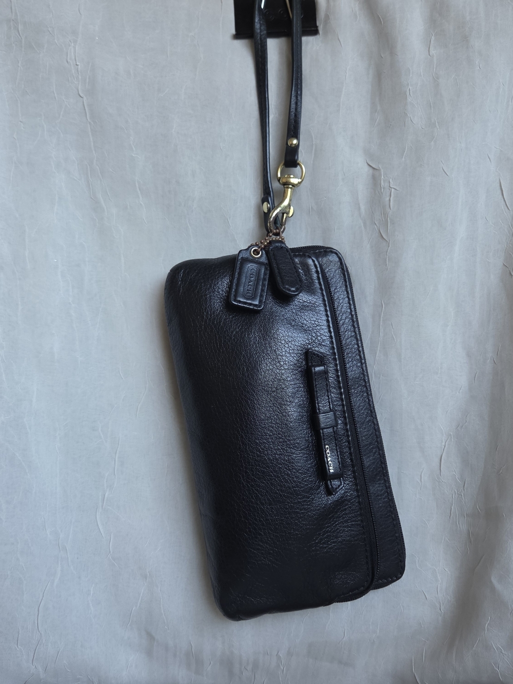 Vintage Coach Leather Clutch/Wristlet